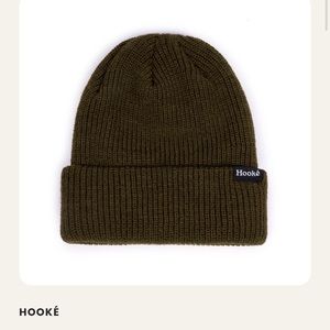 Brand new Hooke beanie